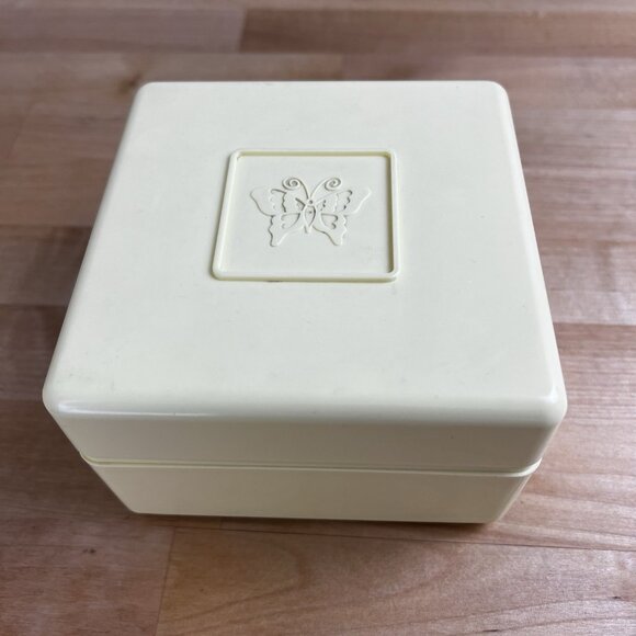 Jean Nate Perfumed Bath Powder Sealed 6 oz w Puff Square‎ NOS New Old Stock - Picture 1 of 9